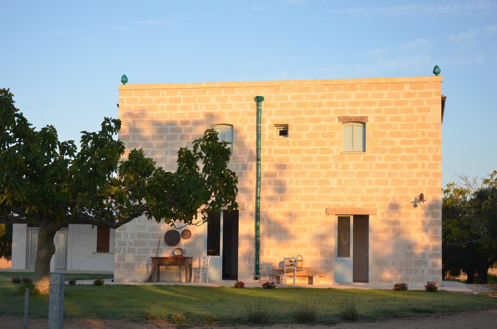 Masseria Vignenove Uggiano La Chiesa Exterior photo